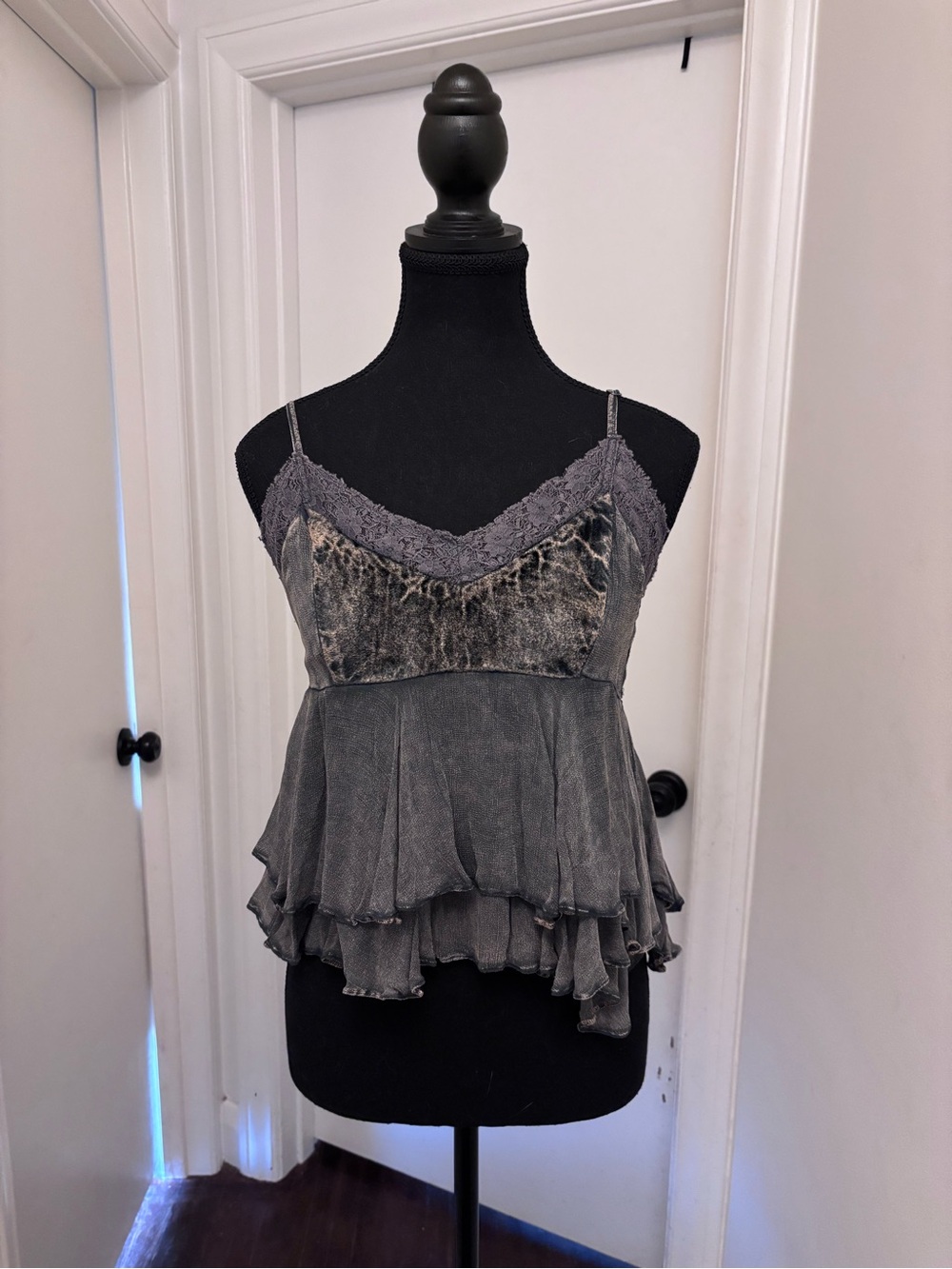 Abercrombie & Fitch Gray Blue Lace-Trim Tiered Ruffle Camisole